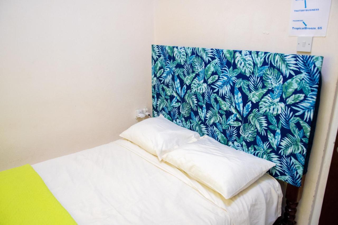 Tropical Breeze Vacation Home And Apartments Gros Islet Eksteriør bilde