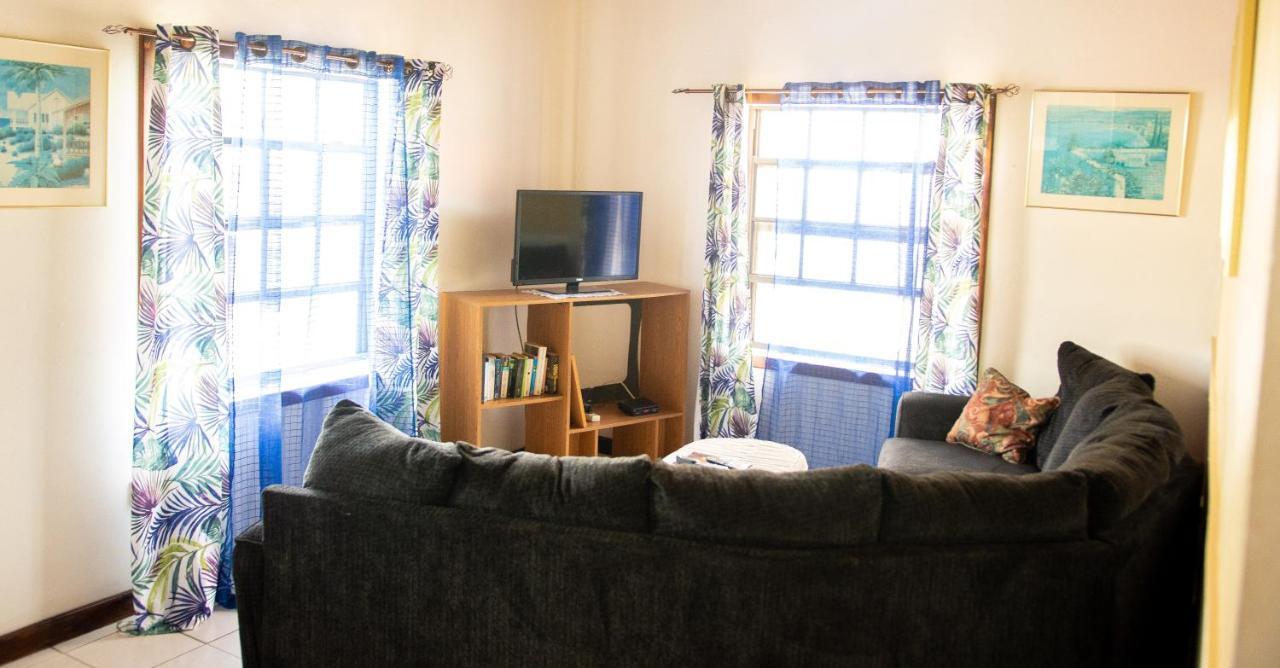 Tropical Breeze Vacation Home And Apartments Gros Islet Eksteriør bilde