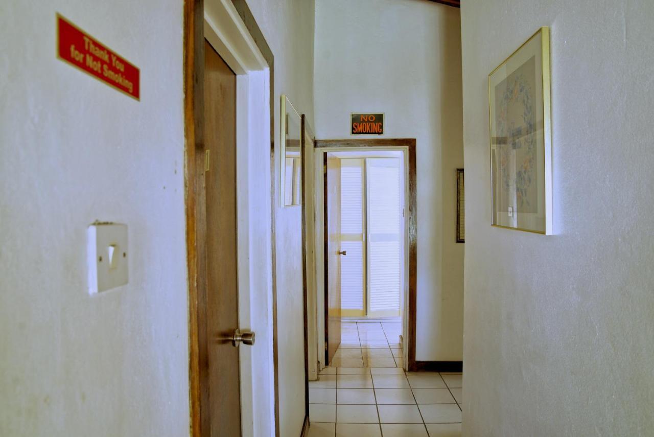 Tropical Breeze Vacation Home And Apartments Gros Islet Eksteriør bilde